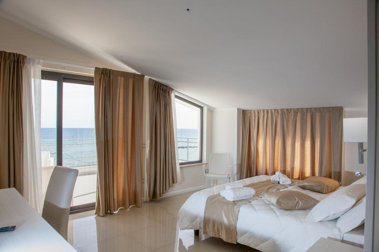 Hotel Dolce Stella Торре-Мелисса Экстерьер фото