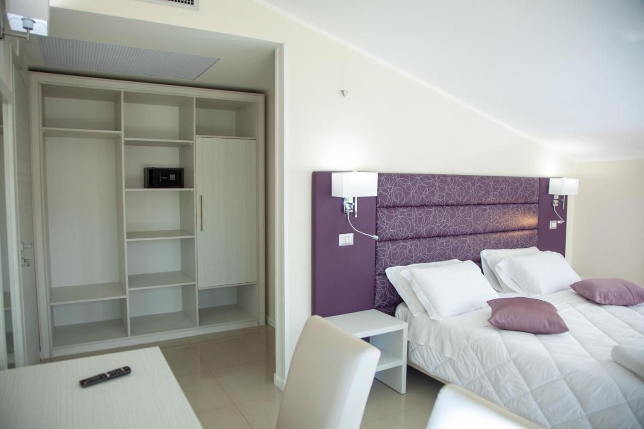 Hotel Dolce Stella Торре-Мелисса Экстерьер фото