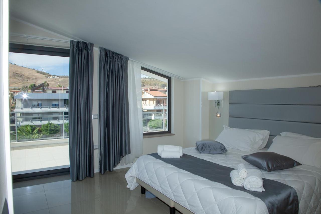 Hotel Dolce Stella Торре-Мелисса Экстерьер фото