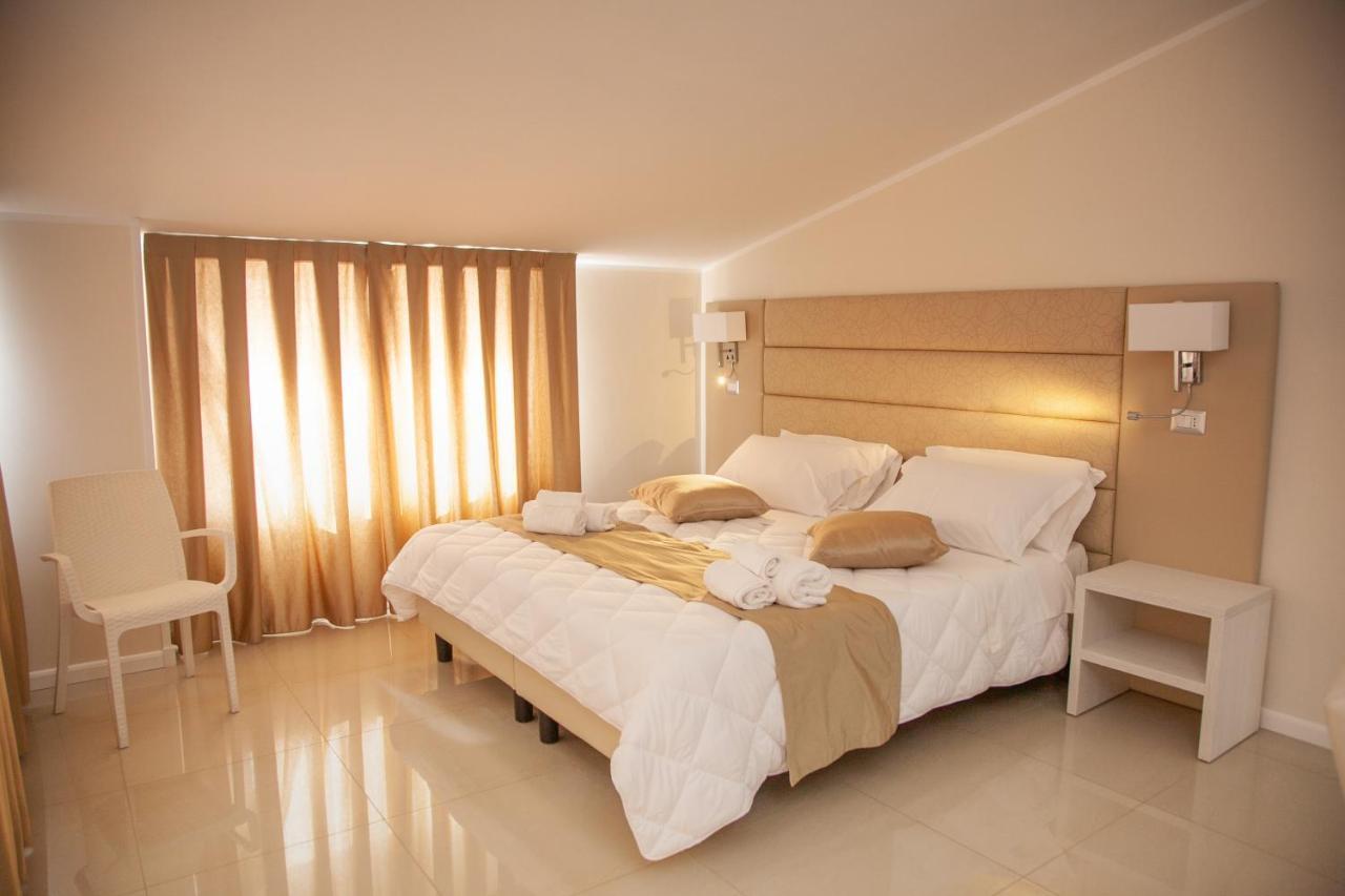 Hotel Dolce Stella Торре-Мелисса Экстерьер фото