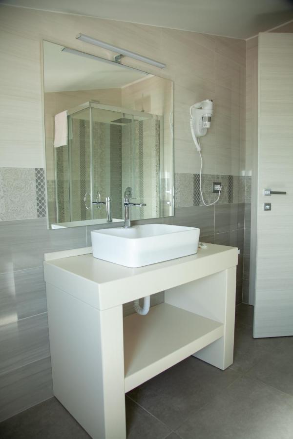 Hotel Dolce Stella Торре-Мелисса Экстерьер фото