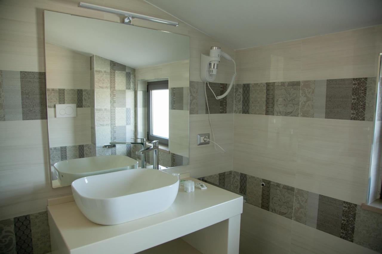 Hotel Dolce Stella Торре-Мелисса Экстерьер фото