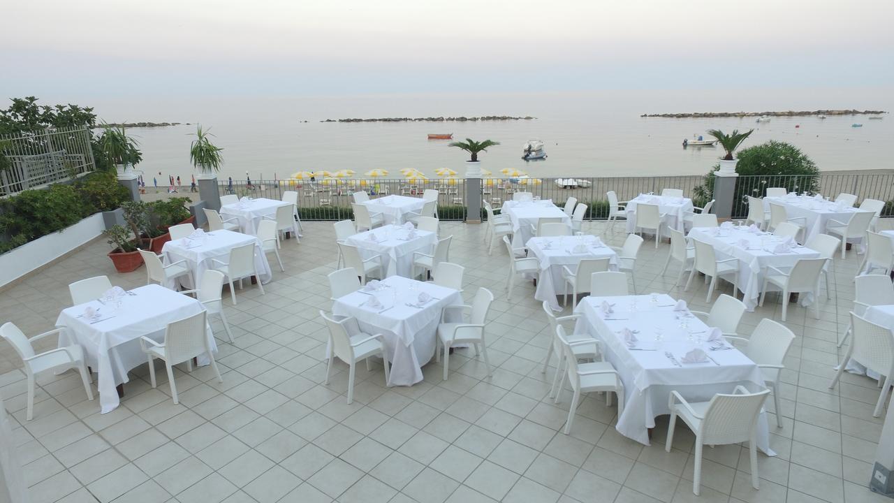 Hotel Dolce Stella Торре-Мелисса Экстерьер фото